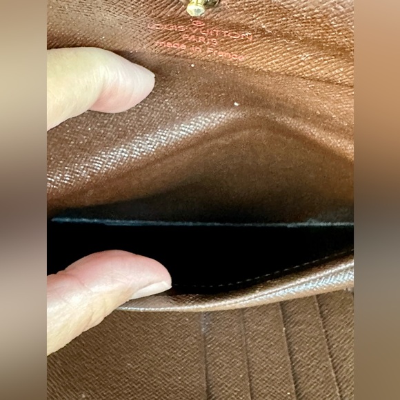 Louis Vuitton Damier Ebene Trifold Canvas Wallet - Picture 4 of 9